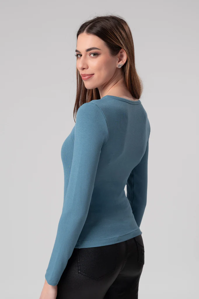 Nike Sportswear Essential tričko - Image 2